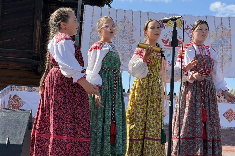 Фото пресс-службы администрации Иркутского округа