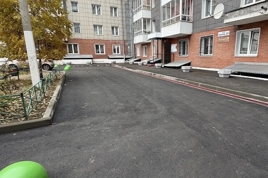 Сначала решали вопросы по земельному участку, чтобы их можно было выполнить по бюджетному финансированию.