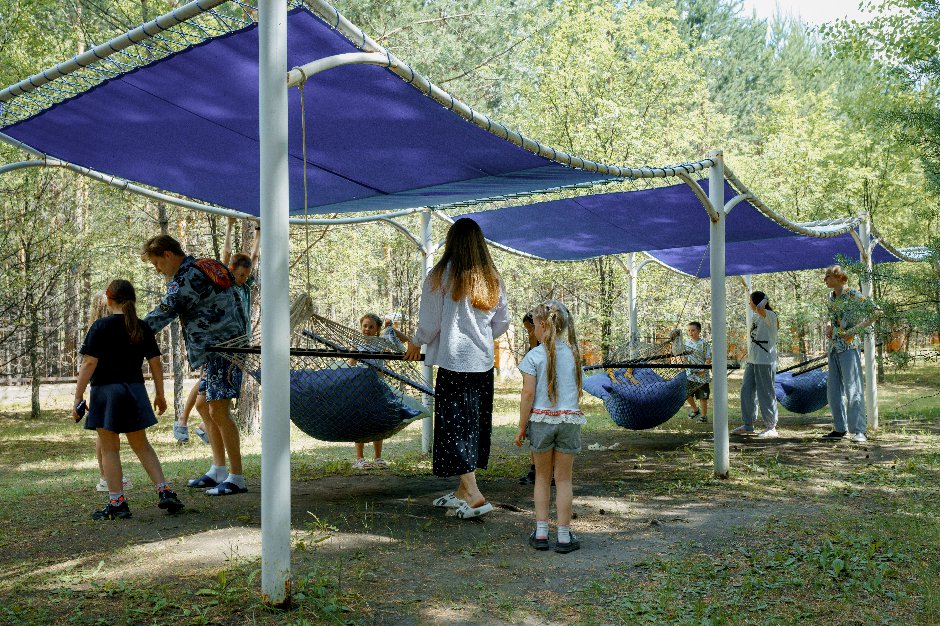 Для самых маленьких посетителей ежедневно открыт детский клуб «Клюква»