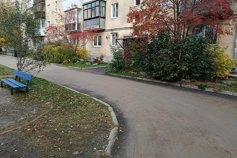 Отремонтированный двор. Фото пресс-службы администрации Иркутска