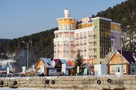 В Листвянке. Фото Ильи Татарникова