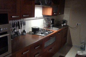 3-комнатная квартира в 10-м микрорайоне. 80 кв.м., 3 500 000 рублей.