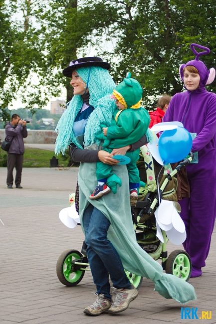 Конкурс детских колясок в Иркутске. Фото Владимира Смирнова