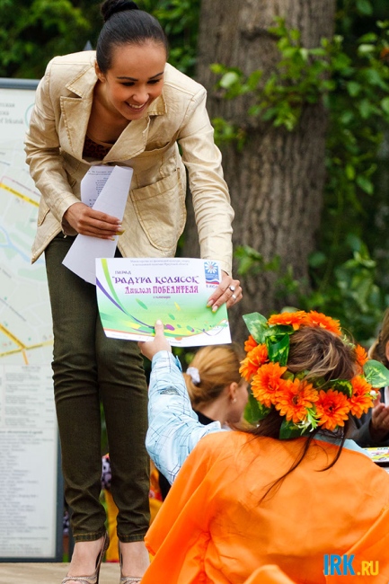 Конкурс детских колясок в Иркутске. Фото Владимира Смирнова