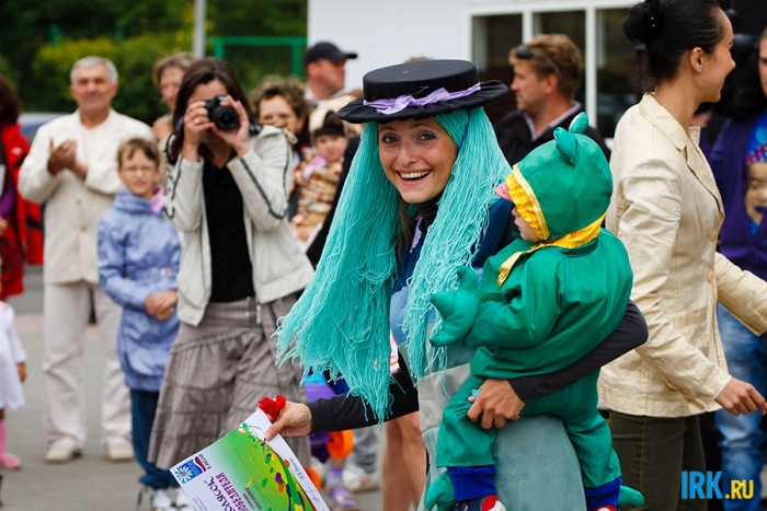 Конкурс детских колясок в Иркутске. Фото Владимира Смирнова