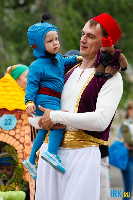 Конкурс детских колясок в Иркутске. Фото Владимира Смирнова