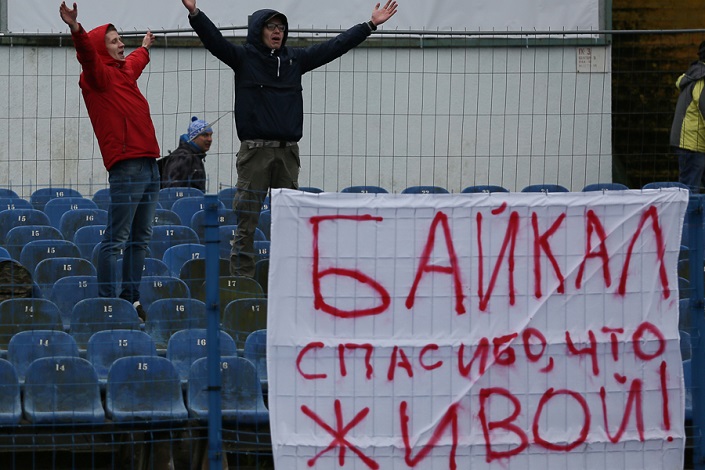 На матче. Фото fc-baltika.ru