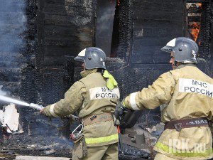 Пожарные. Фото пресс-службы ГУ МЧС России по Иркутской области