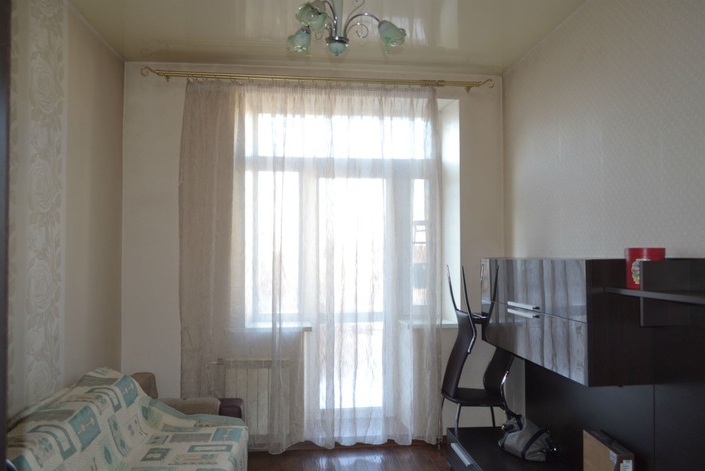 3-комнатная квартира на улице Карла Маркса. 74 кв.м., 6 000 000 рублей.