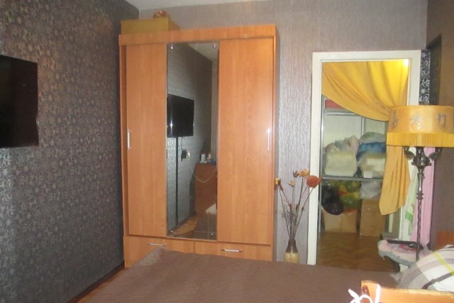 4-комнатная квартира в микрорайоне Первомайский. 97 кв.м., 5 500 000 рублей.