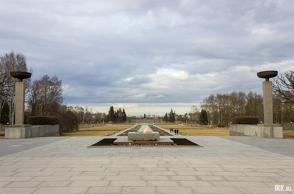 Пискарёвское кладбище