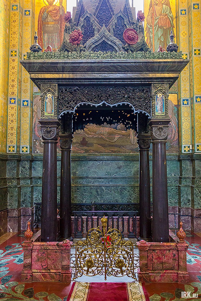 Сень над местом смертельного ранения императора Александра Второго