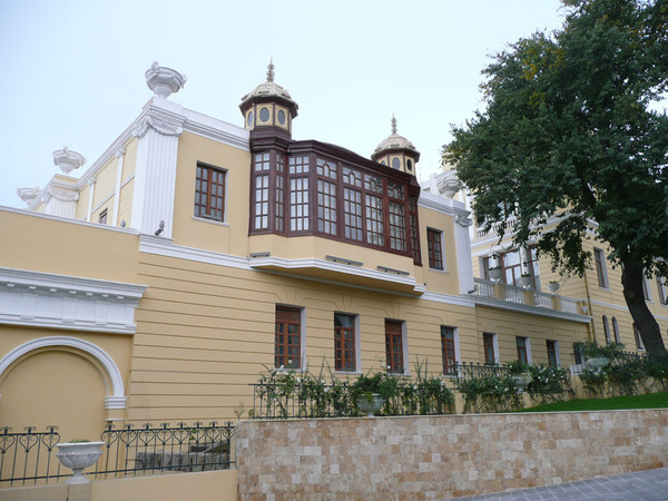 Виды Баку. Фото с сайта www.tonkosti.ru