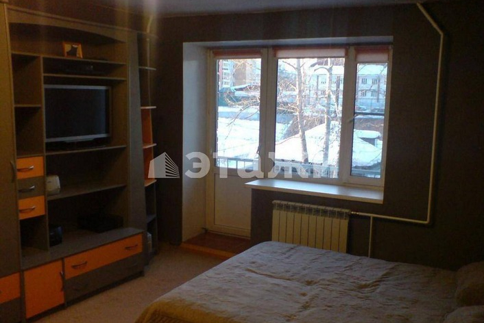 1-комнатная квартира на улице Румянцева: 35 кв.м., 2 050 000 рублей.