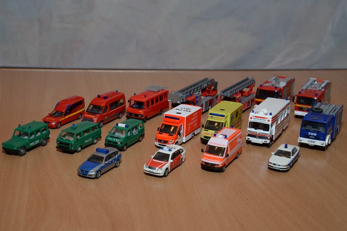 Транспорт спецслужб в масштабе 1:87
