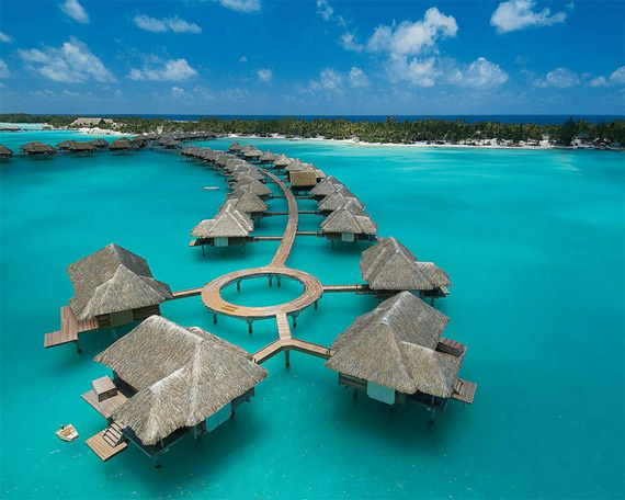 Отель Four Seasons Hotel, Бора-Бора