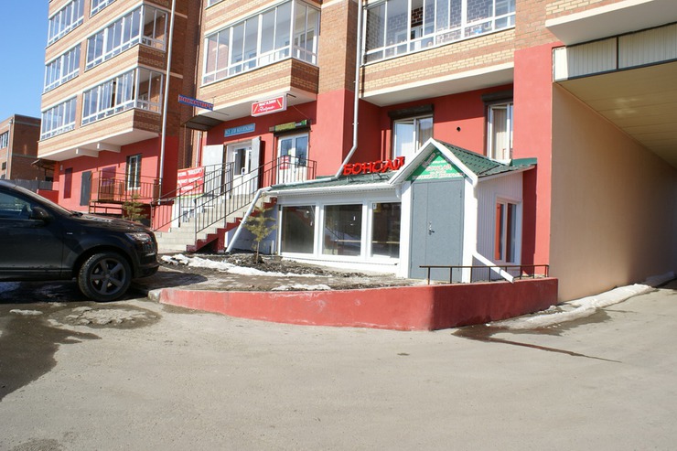 Торговое помещение на улице Клары Цеткин: 10 кв.м, 7 000 рублей в месяц.