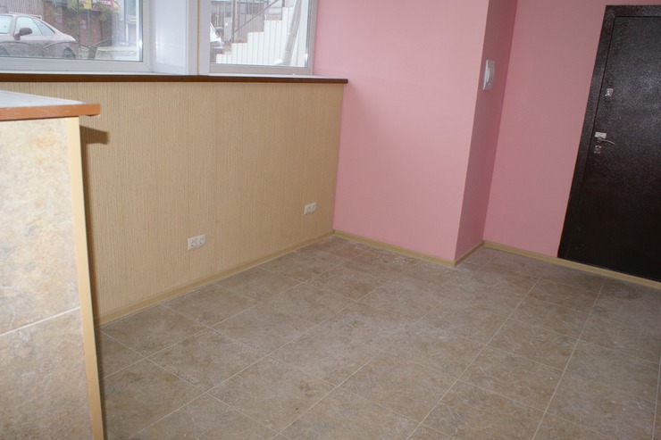 Торговое помещение на улице Клары Цеткин: 10 кв.м, 7000 рублей в месяц.