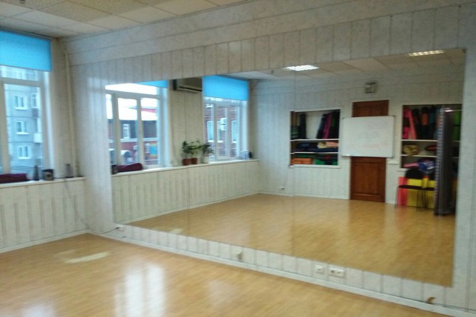 Офис на улице Чкалова: 35 кв.м., 12 250 рублей в месяц.