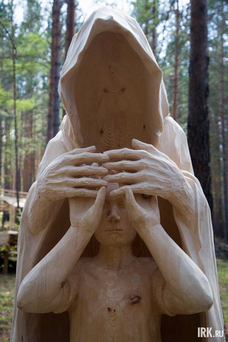 Скульптура «Пелена» заняла третье место на фестивале «Лукоморье 2016». Авторы — Елена Смирнова и Иван Смирнов (Пермь).