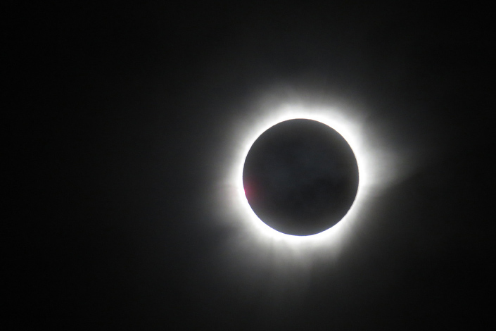 Солнечная корона. Фото из архива Сергея Язева