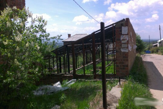 Дача в СНТ «Бирюсинка»: 6 соток, 50 кв.м., 6 000 рублей в месяц. Изображение с сайта domofond.ru