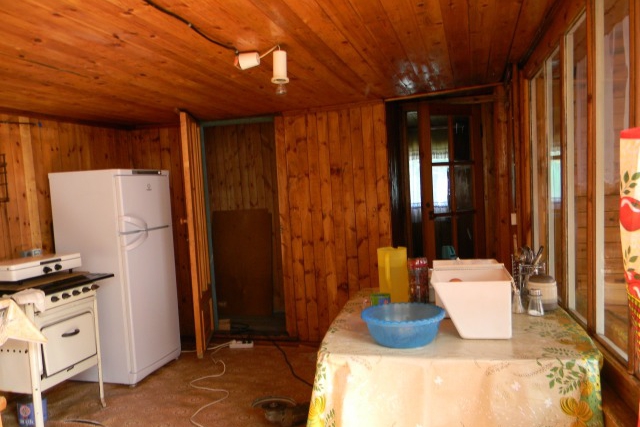 Дача в СНТ «Иркутянин»: 40 кв.м., 2 сотки, 20 000 рублей в месяц. Изображение с сайта avito.ru