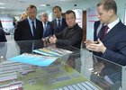 Дмитрий Медведев на выставке. Фото с сайта правительства России