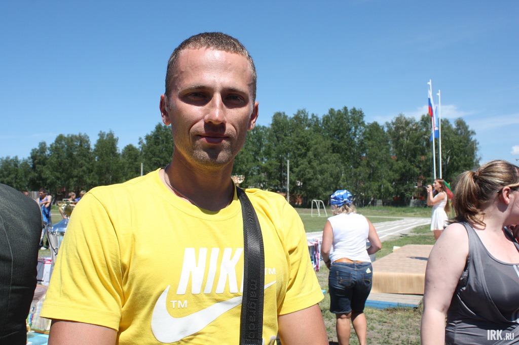 Максим Куликов, призер Сурдлимпийских игр, выиграл прыжки в длину и стал вторым в стометровке, представляя Иркутский район