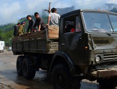 На таких машинах ездили мобильные бригады, которые эвакуировали пострадавших
