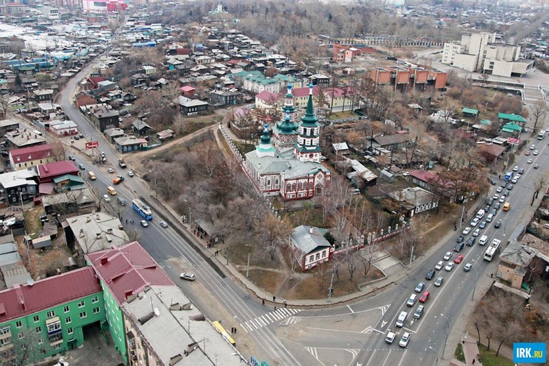 Перекресток улиц Тимирязева и Седова в Иркутске. Автор фото - Игорь Дремин