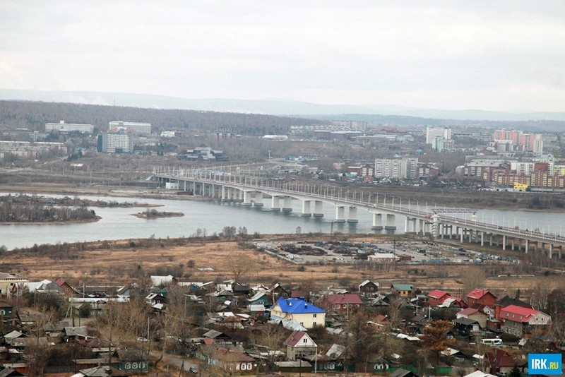 Академический мост в Иркутске. Автор фото - Игорь Дремин