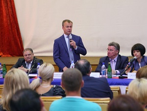 На встрече. Фото с сайта www.irkobl.ru