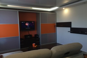 2-комнатная квартира на улице Лермонтова: 48 кв.м., 2 600 рублей в сутки.