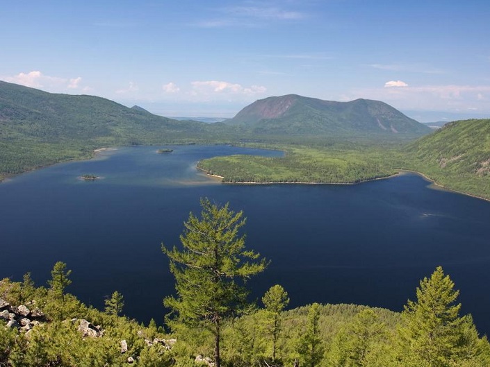 Озеро Фролиха. Фото с сайта baikalship.com