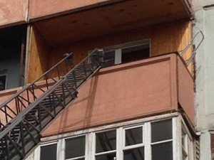 Балкон. Фото пресс-службы ГУ МВД России по Иркутской области