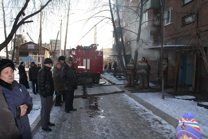 Пожарные незамедлительно прибывают на место возгорания