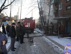 Пожарные незамедлительно прибывают на место возгорания