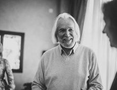 Станислав Любшин — народный артист России, кавалер орденов «За заслуги перед Отечеством» четвертой степени, «Сергия Радонежского», Почета и Трудового Красного знамени, сопредседатель киноконкурса фестиваля «В кругу семьи»