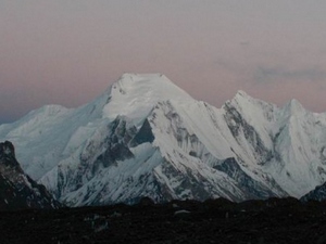 Самый северный восьмитысячник мира. Изображение с сайта www.k2-winterclimb.ru