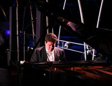 Кульминацией праздника стало выступление пианиста Дениса Мацуева