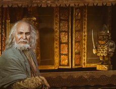 Вертепщик неторопливо ведет свой рассказ о том, что стало мифом, а, быть может, было правдой