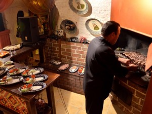 Шестой бизнес-ланч в этих ресторанах — в подарок. Также разработано специальное предложение для именинников и другие скидки и подарки.