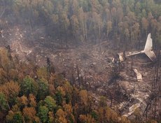 «Судя по масштабам разрушения, весь экипаж в составе десяти человек погиб» — говорят в штабе.