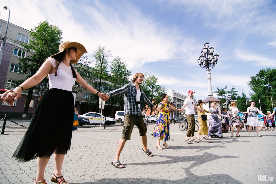 Присоединиться к танцующим мог любой прохожий.