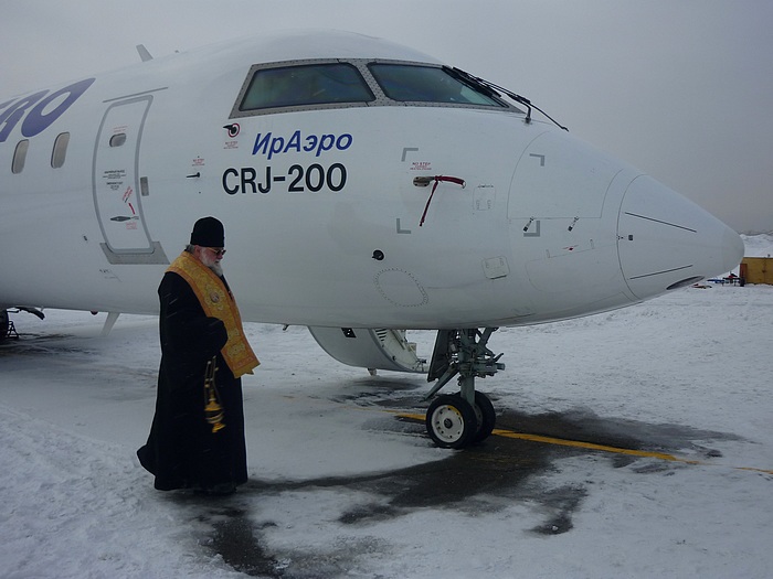 Церемония освящения самолета