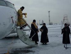 Церемония освящения самолета