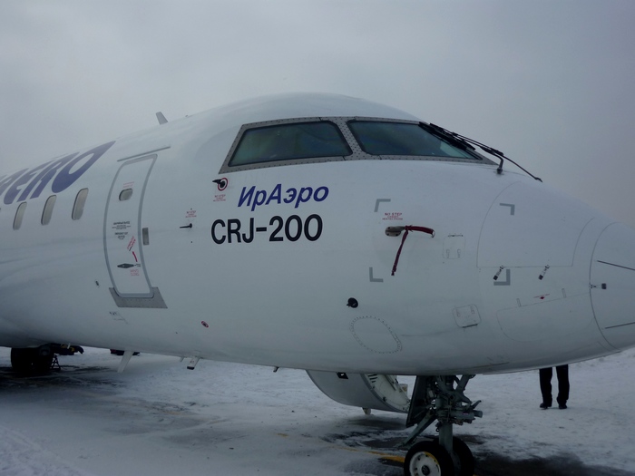 Самолет CRJ-200 авиакомпании «ИрАэро»