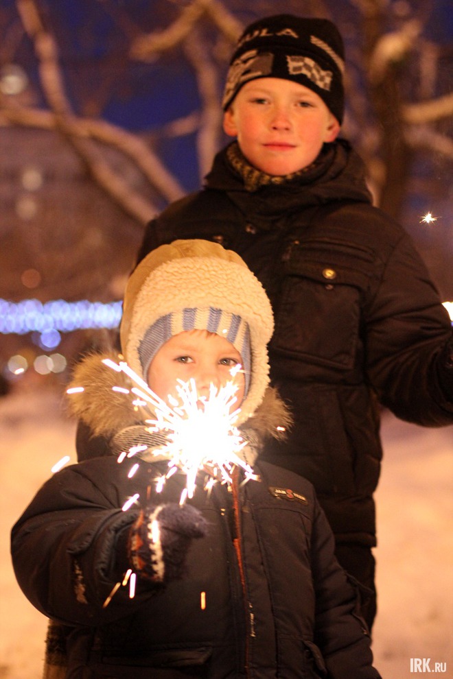 Открытие главной городской елки в Иркутске. Фото Никиты Добрынина.