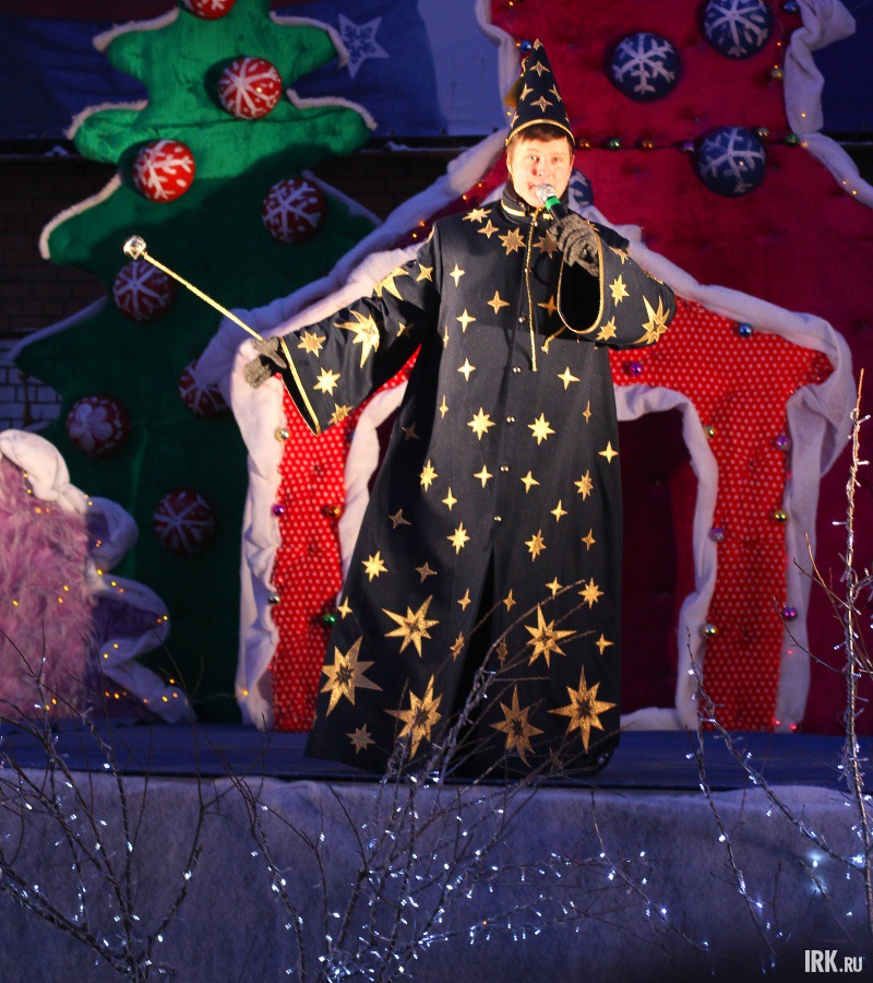 Открытие главной городской елки в Иркутске. Фото Никиты Добрынина.